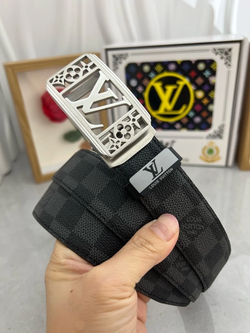 Louis Vuitton Belts TechFriendly 301277