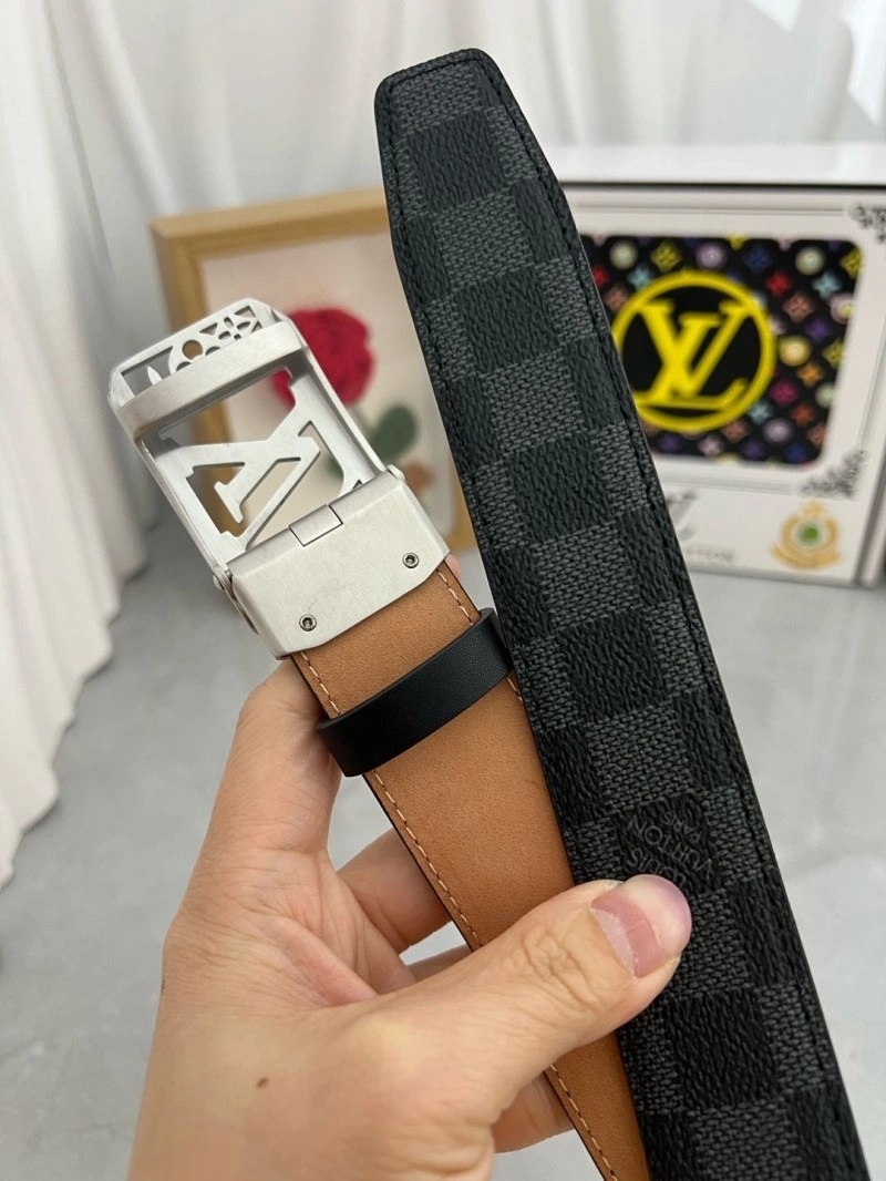 Louis Vuitton Belts TechFriendly 301277