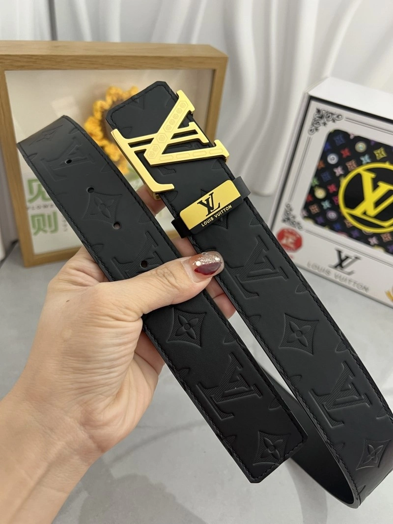 Louis Vuitton Belts Practical 301297