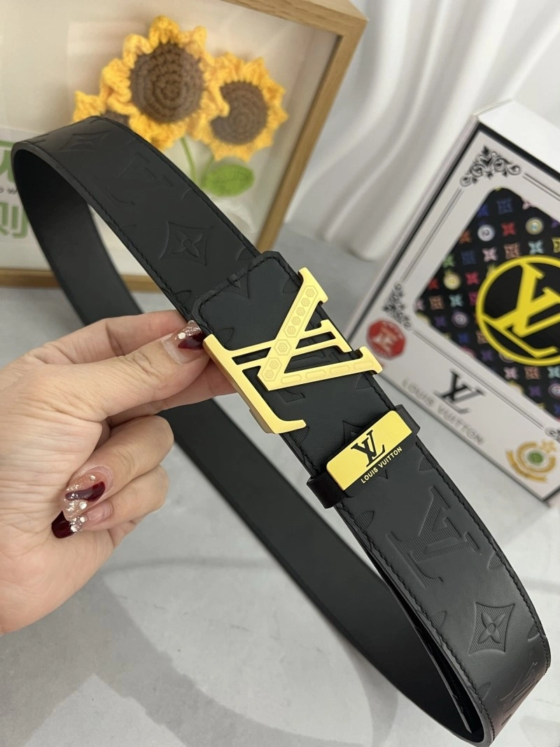 Louis Vuitton Belts Practical 301297