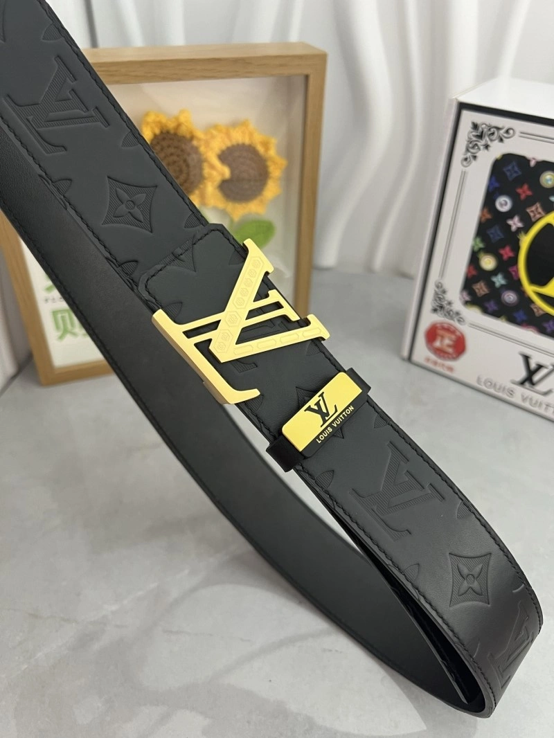 Louis Vuitton Belts Practical 301297