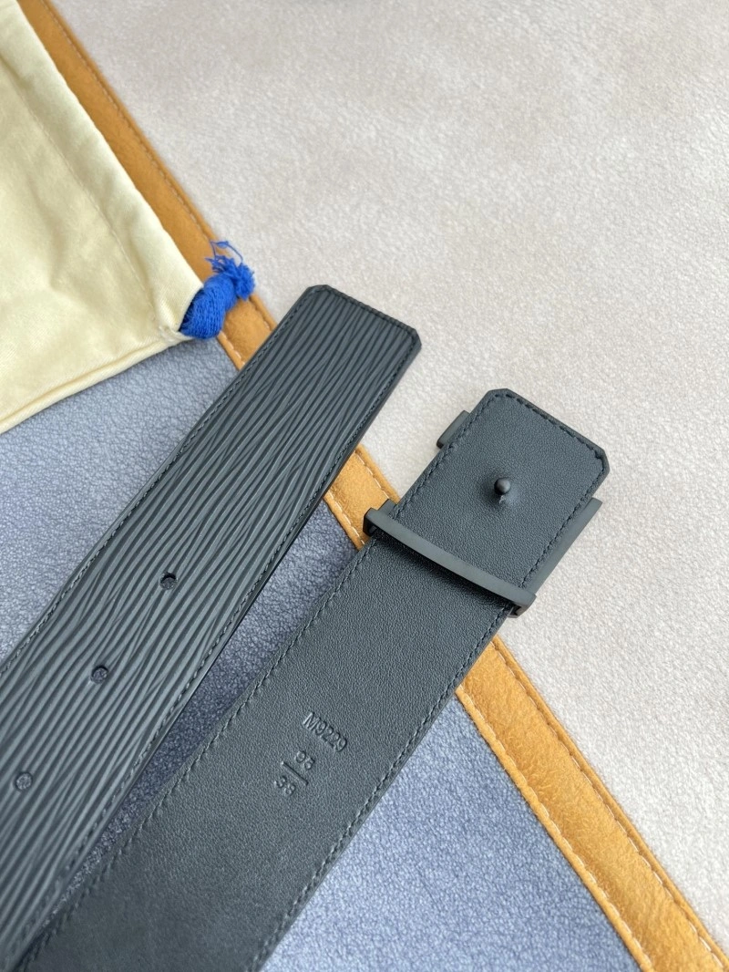 Chic Louis Vuitton Belts 301290