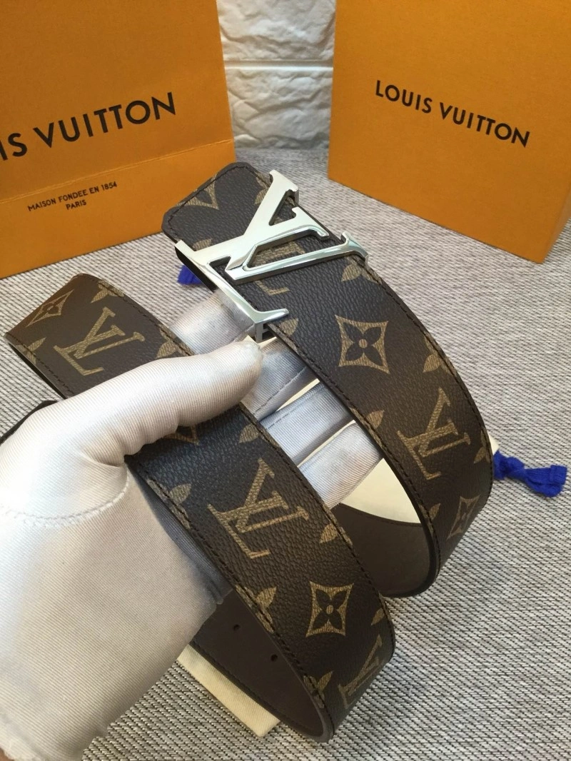 Soft Louis Vuitton Belts 301265