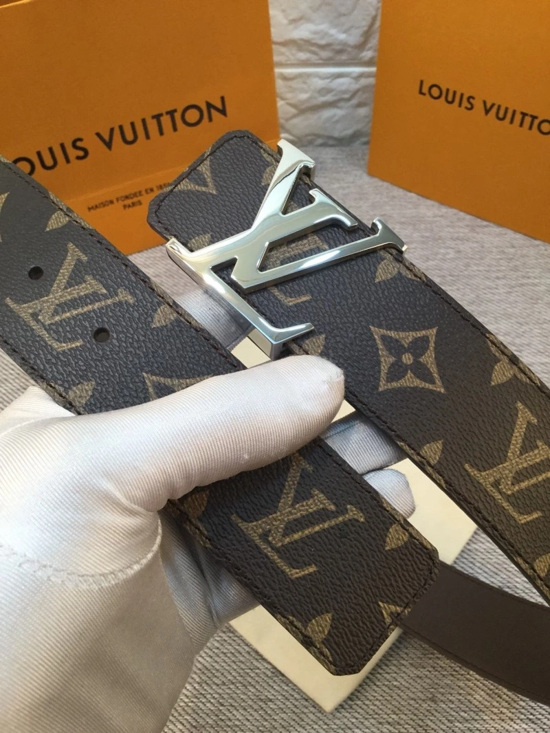 Soft Louis Vuitton Belts 301265