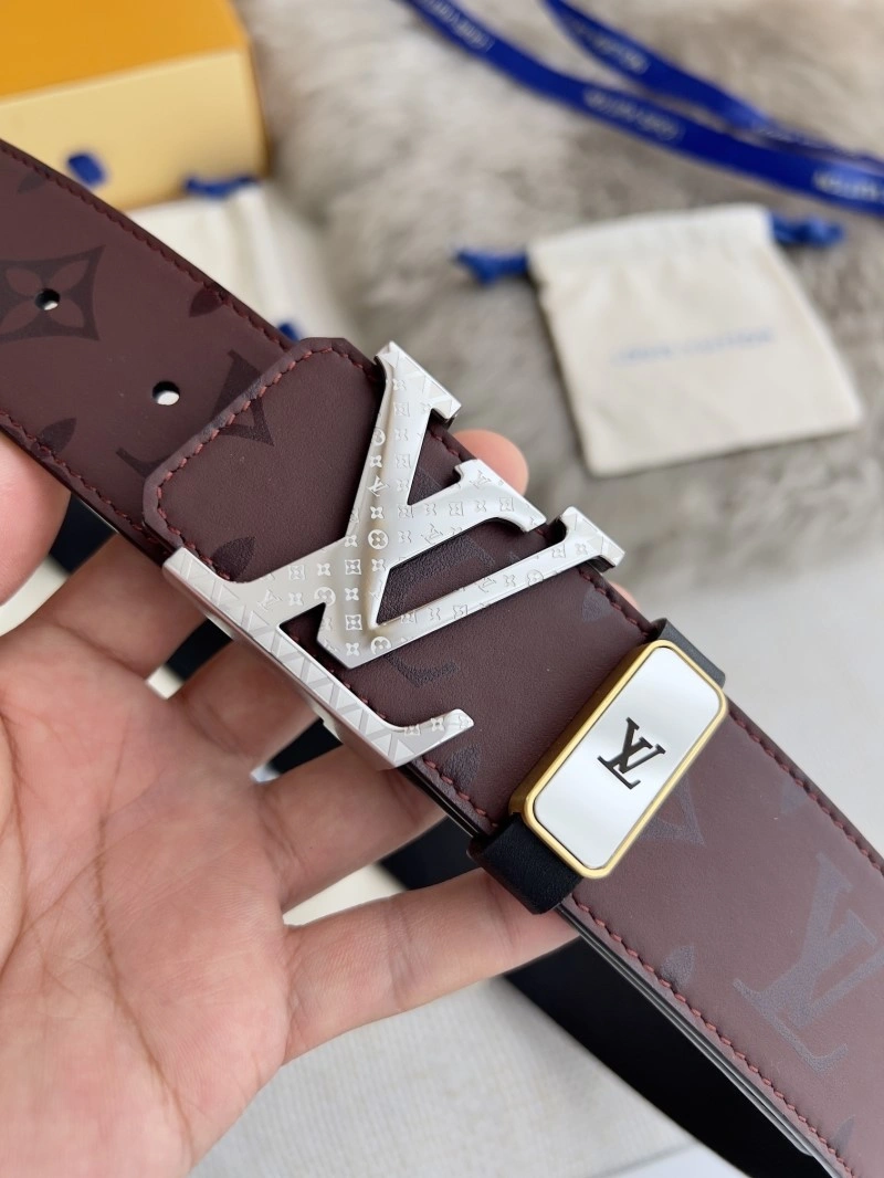 Louis Vuitton Belts Bright 301259