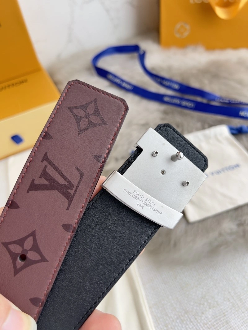 Louis Vuitton Belts Bright 301259