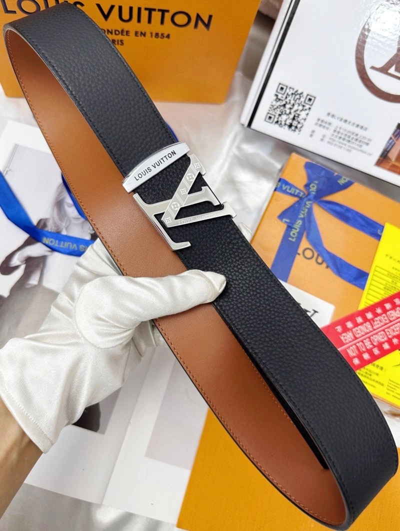 Louis Vuitton Belts ZipUp 301229