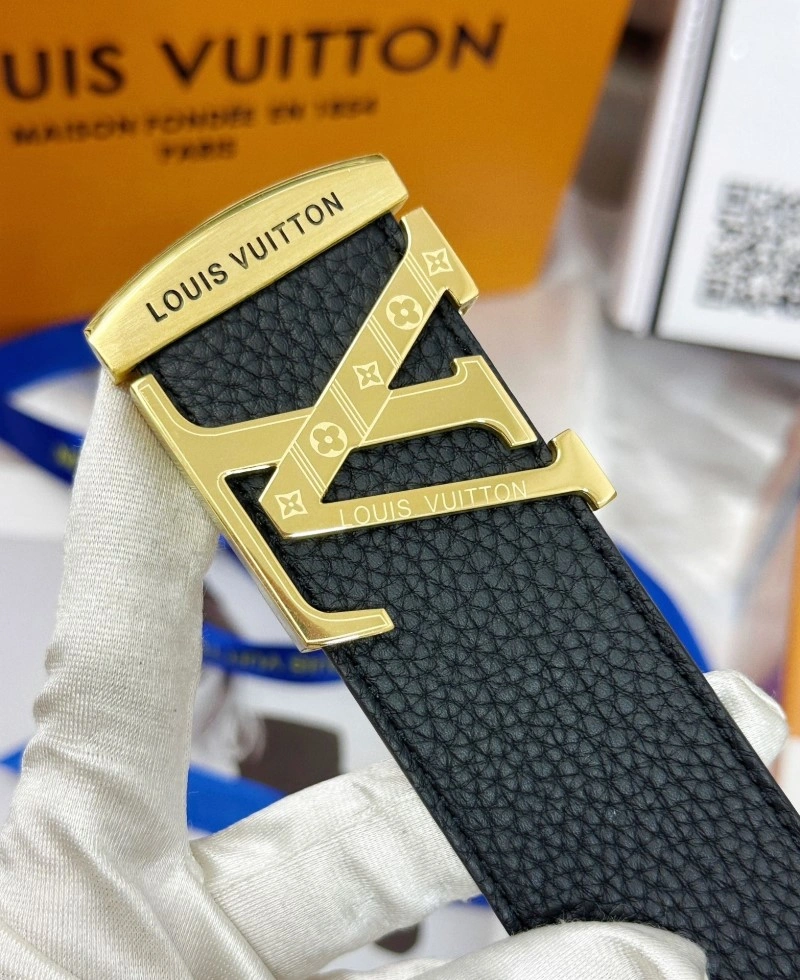 Louis Vuitton Belts Durable 301234