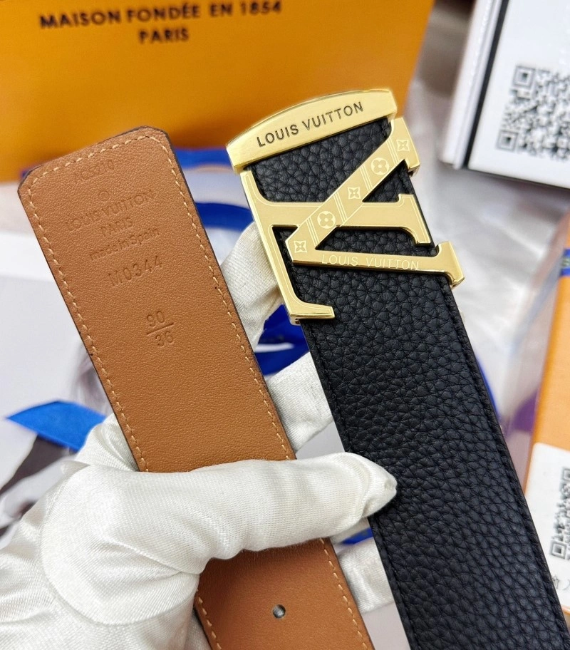 Louis Vuitton Belts Durable 301234