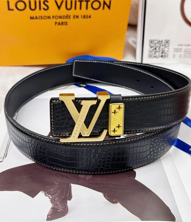 Louis Vuitton Belts UrbanChic 301236