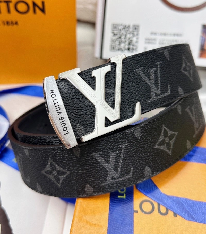 Stylish Louis Vuitton Belts 301256