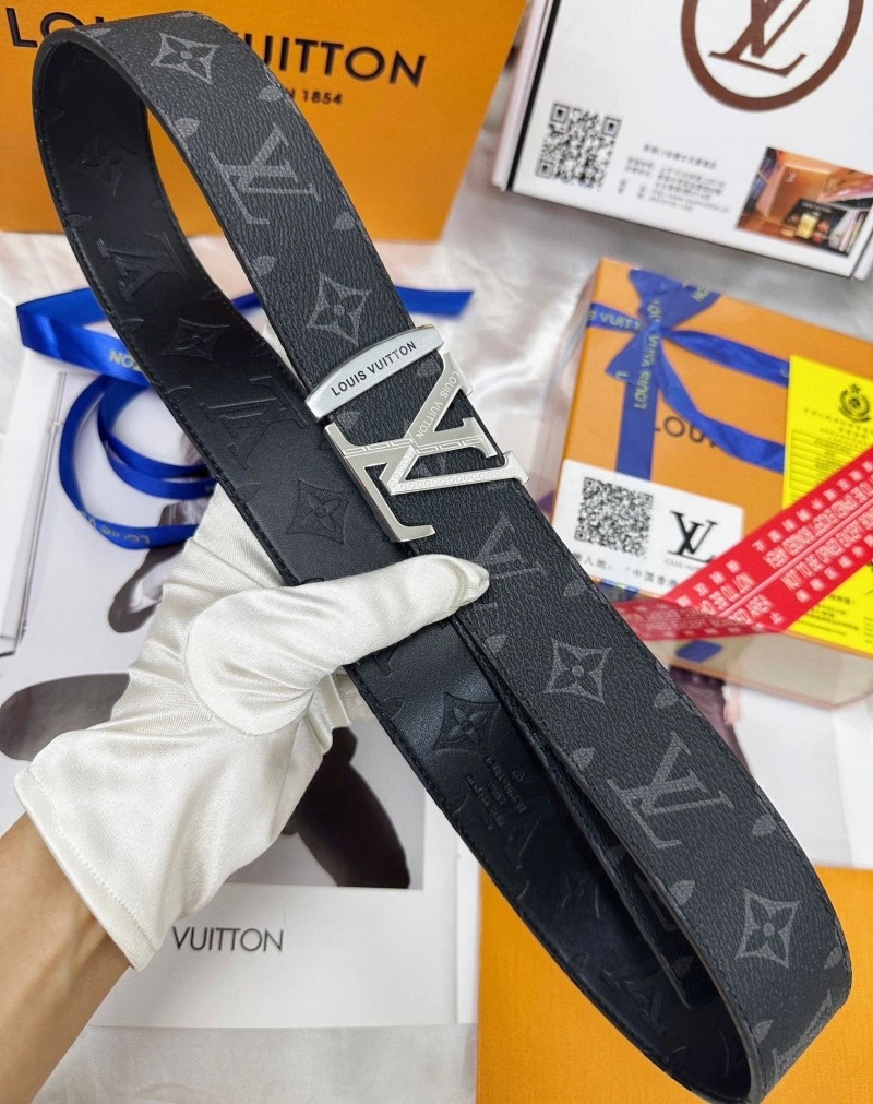 Stylish Louis Vuitton Belts 301256