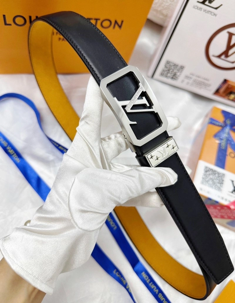 Louis Vuitton Belts ZipUp 301207