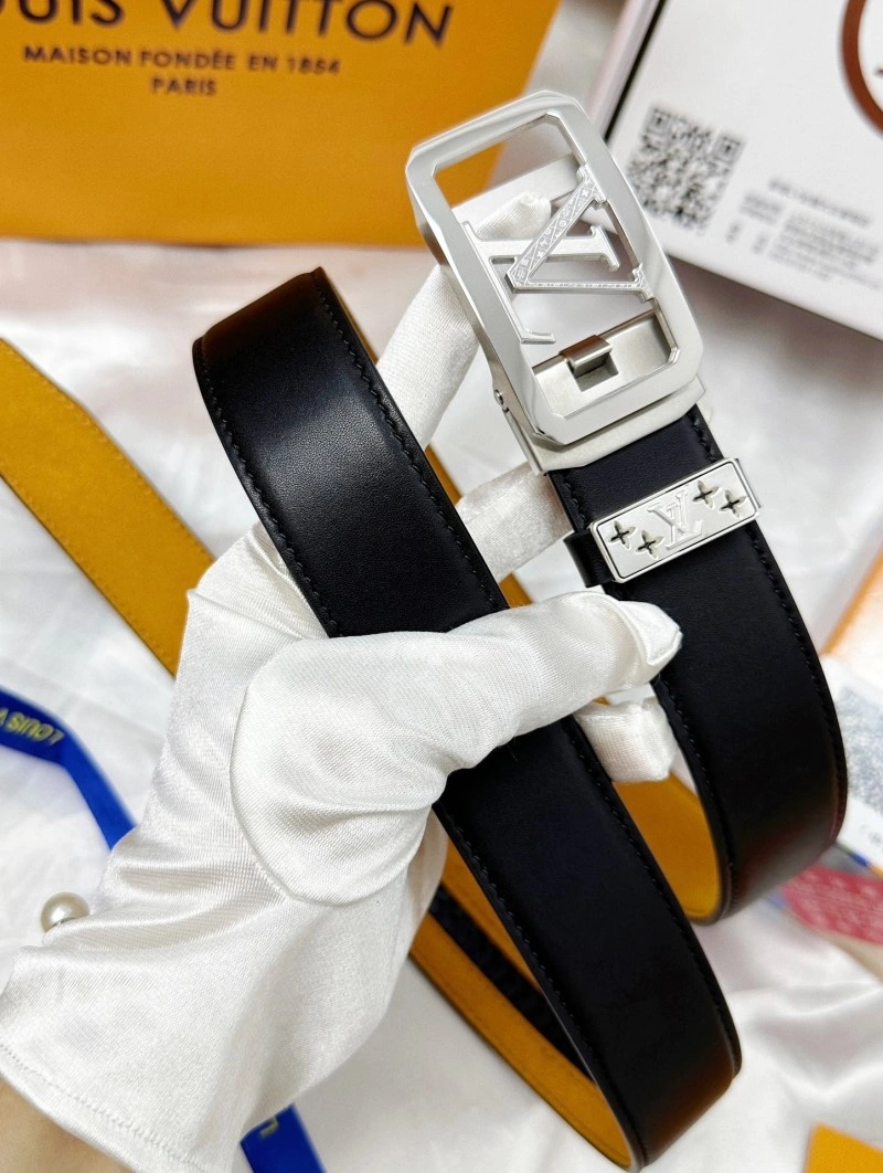 Louis Vuitton Belts AllSeason 301197