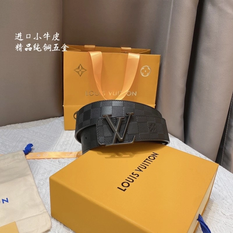 Functional Louis Vuitton Belts 301204