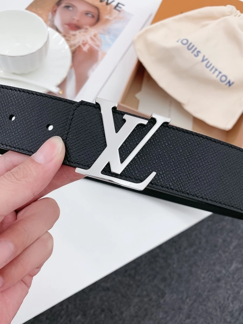 Neat Louis Vuitton Belts 301188