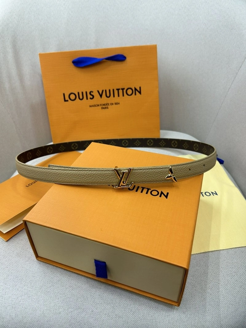 Versatile Louis Vuitton Belts 301151