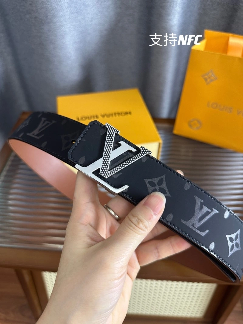 FlexibleFit Louis Vuitton Belts 301147