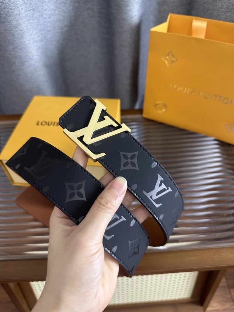 Bright Louis Vuitton Belts 301121