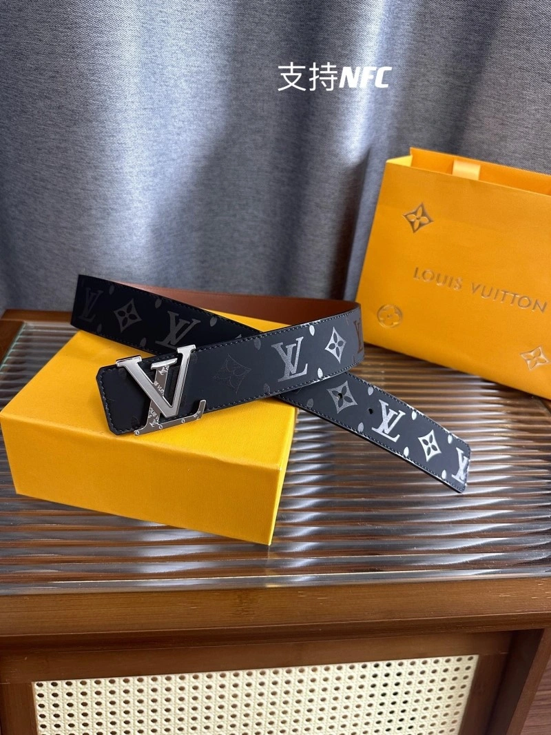 Louis Vuitton Belts Breathable 301110