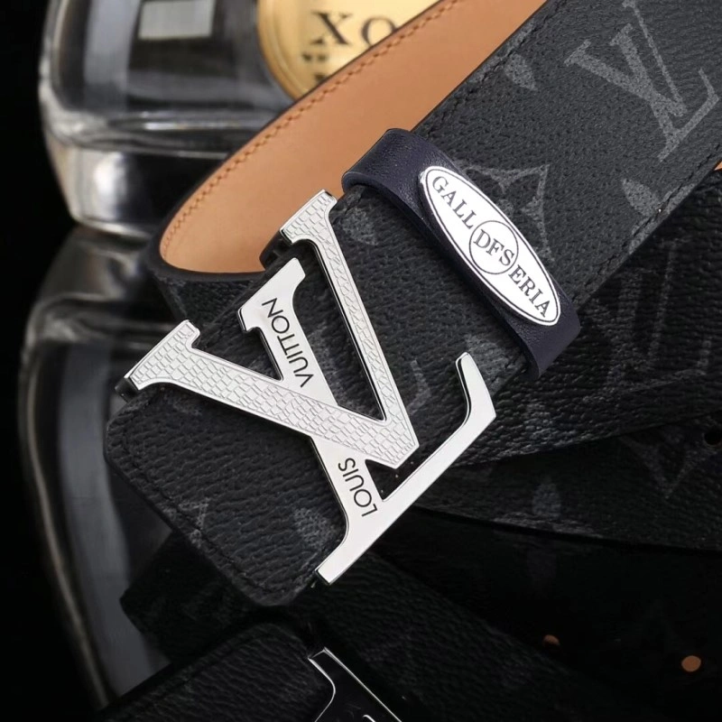 Seasonal Louis Vuitton Belts 301119