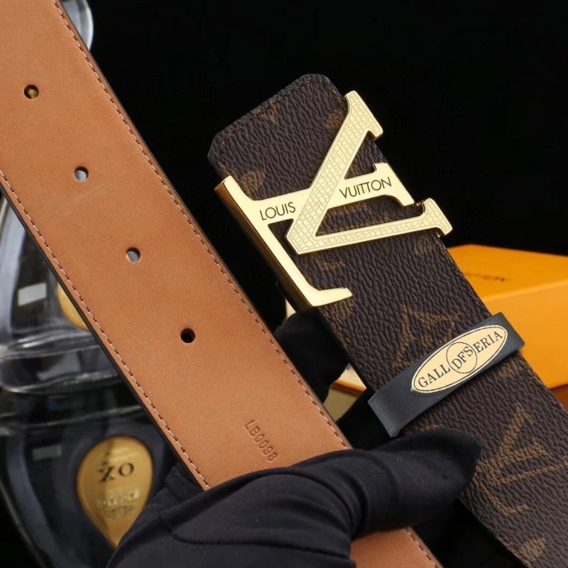 Seasonal Louis Vuitton Belts 301119