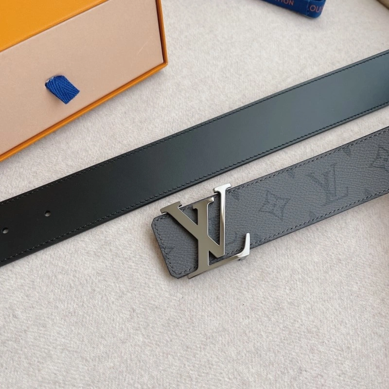 Louis Vuitton Belts Upgraded 301126