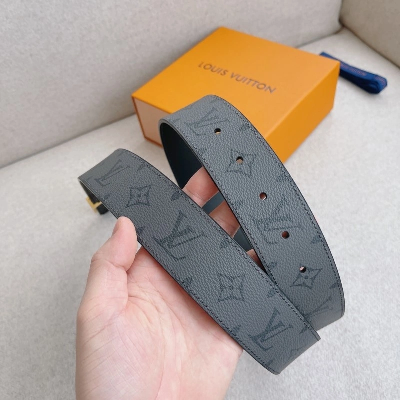 Packable Louis Vuitton Belts 301115