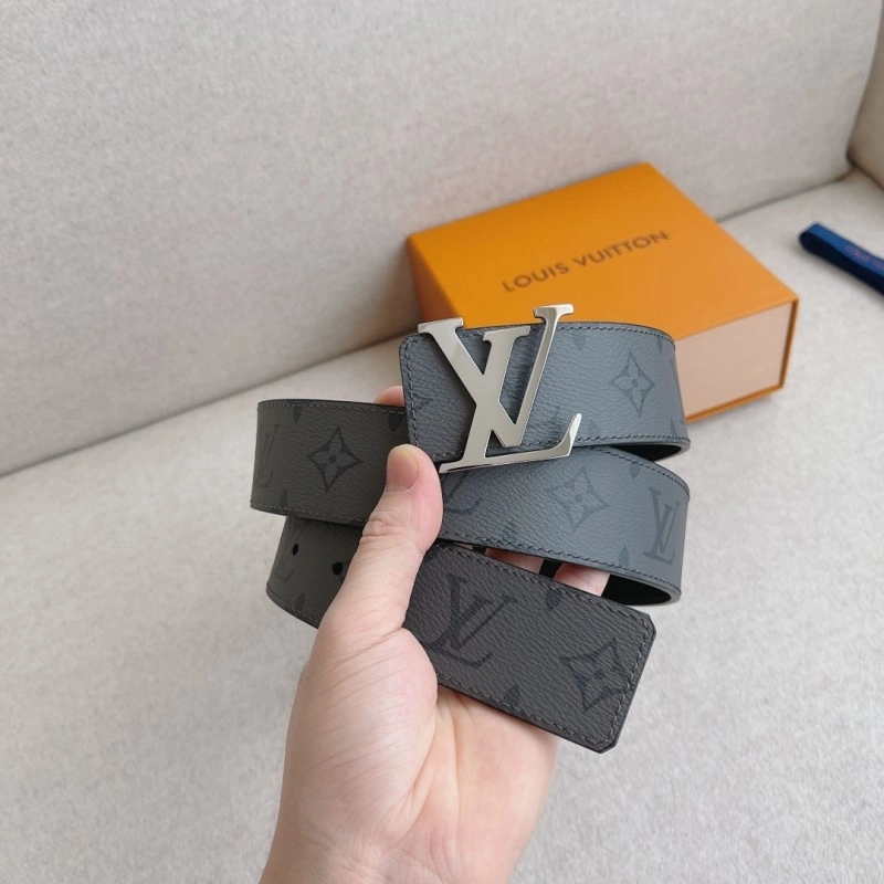 EyeCatching Louis Vuitton Belts 301114