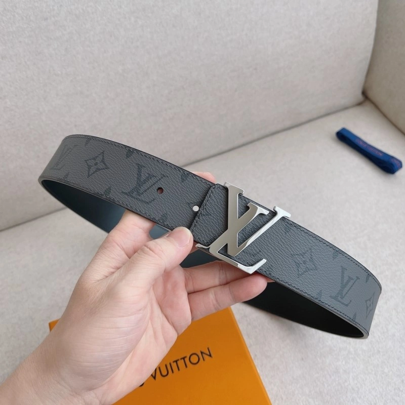 EyeCatching Louis Vuitton Belts 301114