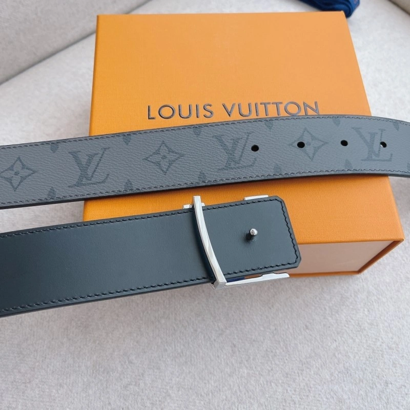 EyeCatching Louis Vuitton Belts 301114