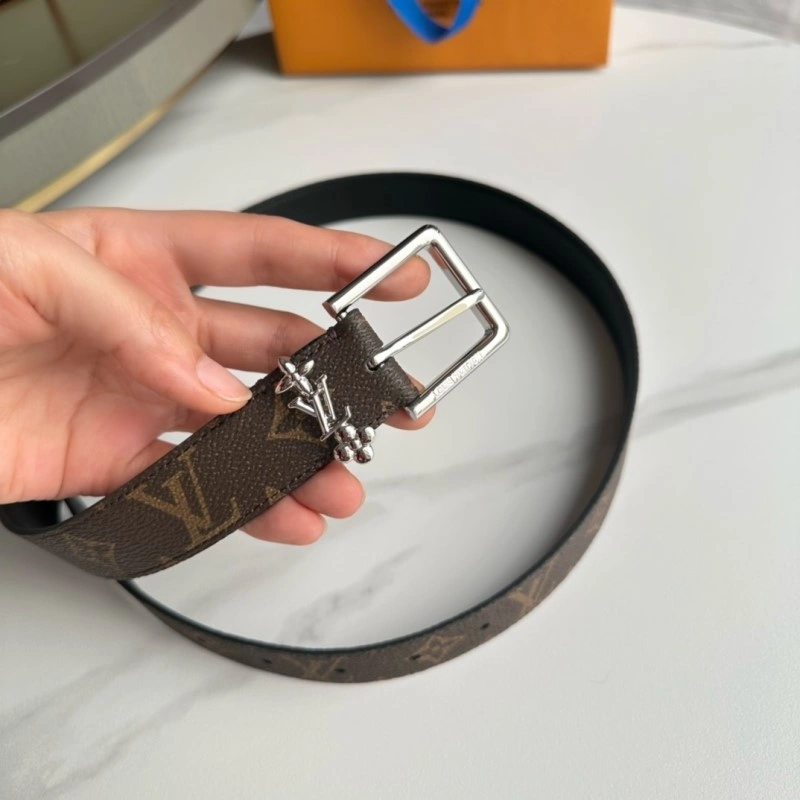 Louis Vuitton Belts Trendsetting 301086