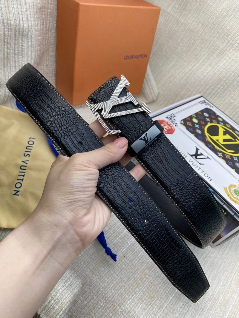 TechFriendly Louis Vuitton Belts 301063