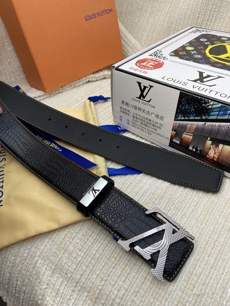 TechFriendly Louis Vuitton Belts 301063