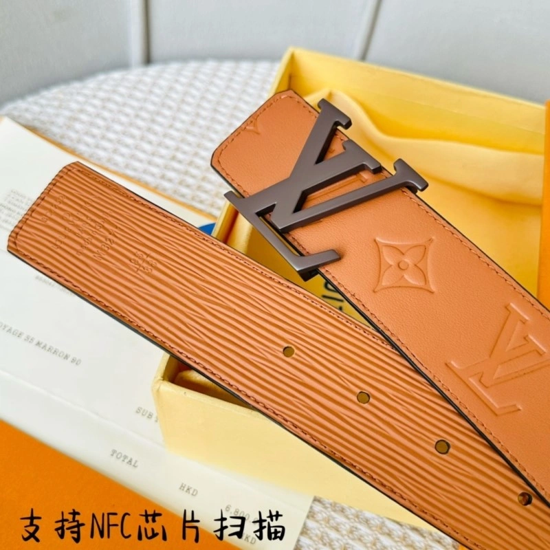 EyeCatching Louis Vuitton Belts 301080