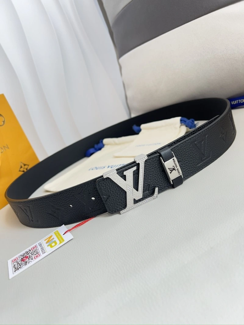 Sophisticated Louis Vuitton Belts 301054
