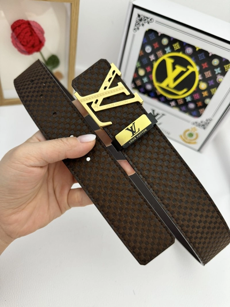 WellDesigned Louis Vuitton Belts 301053