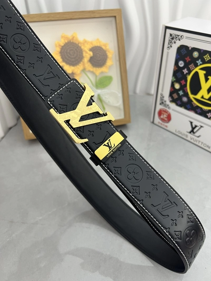 UrbanChic Louis Vuitton Belts 301052