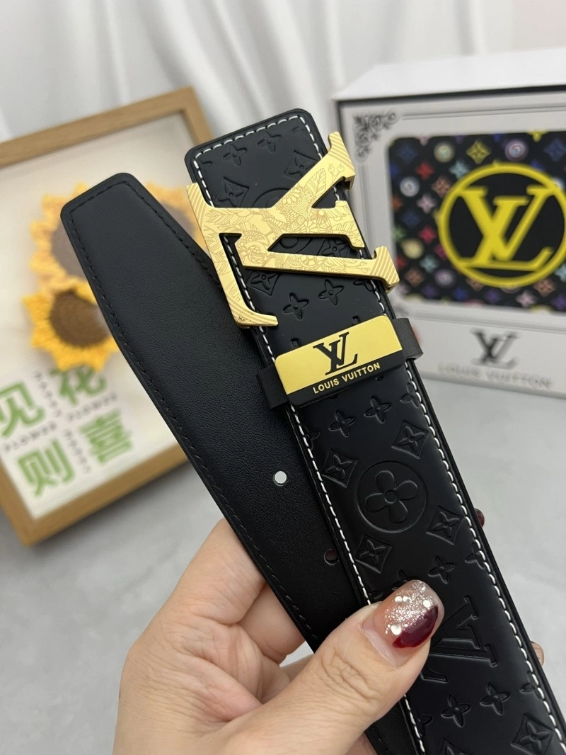 UrbanChic Louis Vuitton Belts 301052
