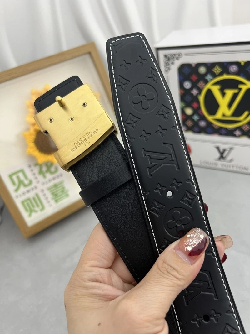 UrbanChic Louis Vuitton Belts 301052