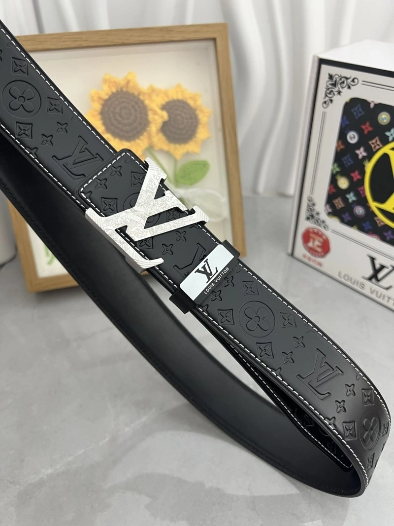 Louis Vuitton Belts UrbanStyle 301025