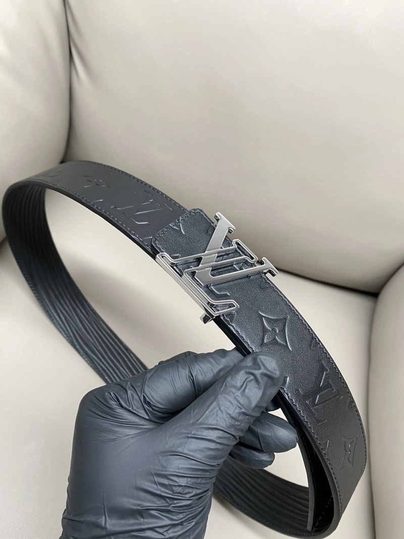 Louis Vuitton Belts Practical 301039