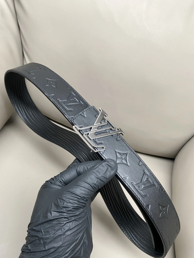 Louis Vuitton Belts Practical 301039