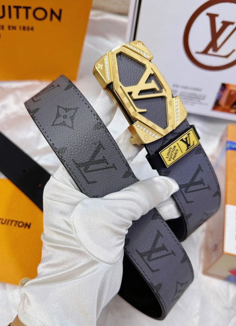Louis Vuitton Belts Durable 301030