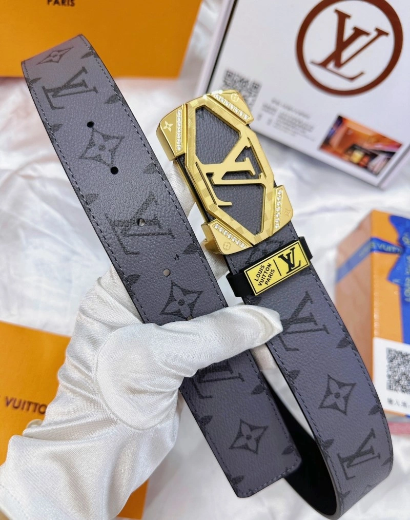 Louis Vuitton Belts Durable 301030