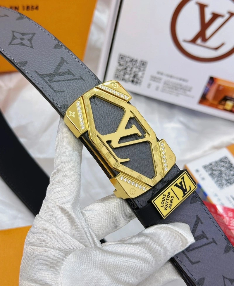 Louis Vuitton Belts Durable 301030
