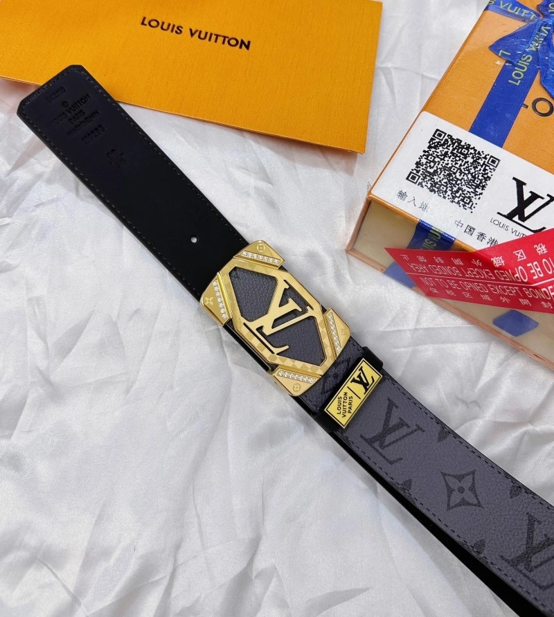 Louis Vuitton Belts Durable 301030