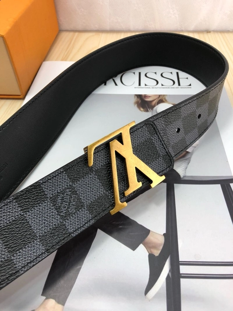 Unisex Louis Vuitton Belts 301027