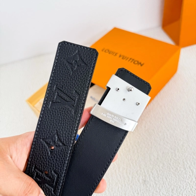 Louis Vuitton Belts Durable 301026