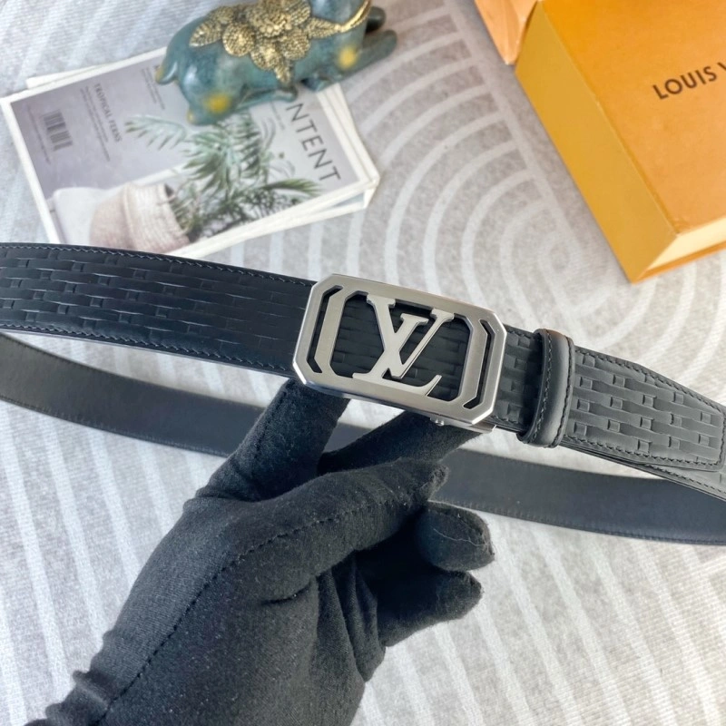 Stretchable Louis Vuitton Belts 301004
